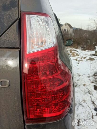 Фонарь задний правый Lexus GX 460