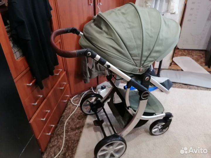 Продам детскую коляску Luxmom 608