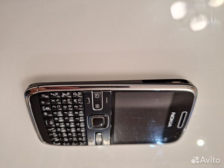 Nokia E72