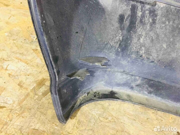 Бампер задний sedan Nissan Skyline R32 Чёрныйдефек