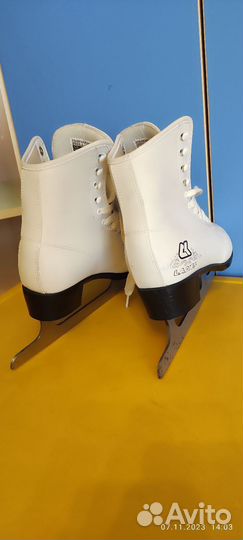 Коньки фигурные 37 р