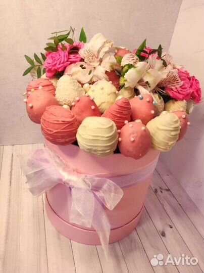 Букет из клубники в шоколаде