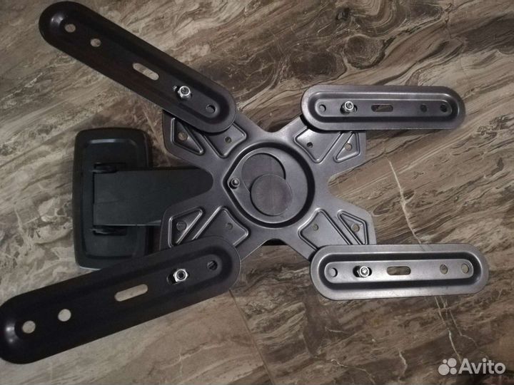 Кронштейн для тв