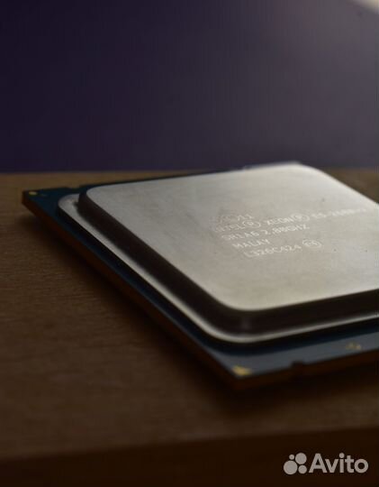 Intel Xeon Е5 2680 V2