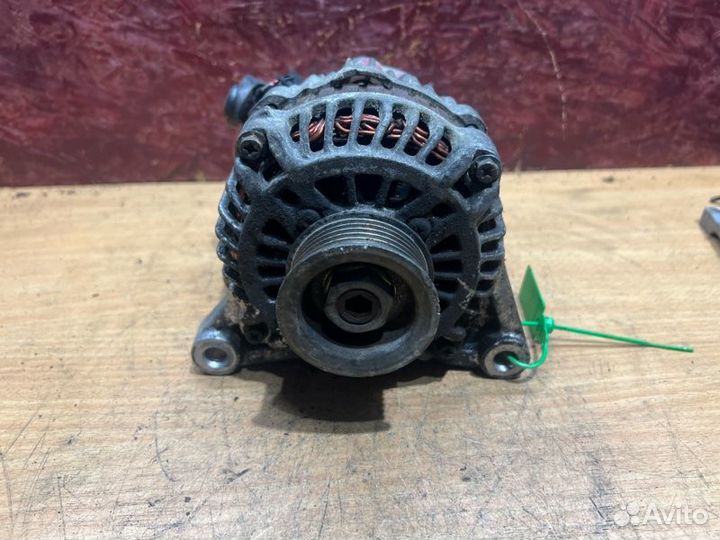Генератор Mitsubishi Pajero 3 4M41 -3.2 дизель б/у