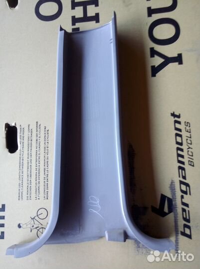 Обшивка стойки левая Mitsubishi Pajero Sport KH