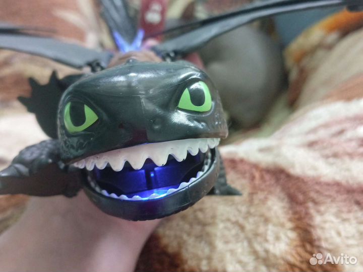 Игрушка дракон беззубик