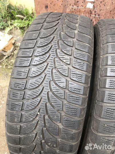 Bridgestone Blizzak LM-80 EVO 235/60 R18