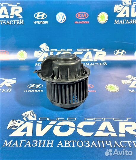 Моторчик печки Audi Q 7 2003-2015