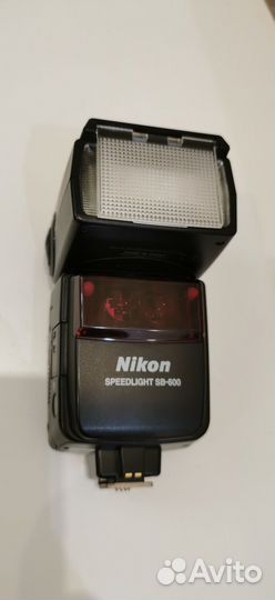 Фотовспышка Nikon