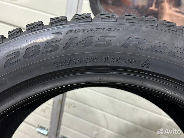 Pirelli Scorpion Ice Zero 2 285/45 R22 114H