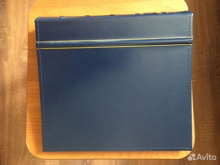 Альбом Leuchtturm Optima Signum(без листов) +шубер