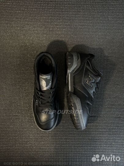 Кроссовки New balance 550