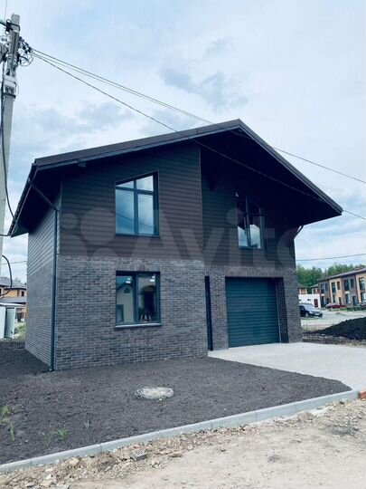 Дом 106 м² на участке 8 сот.