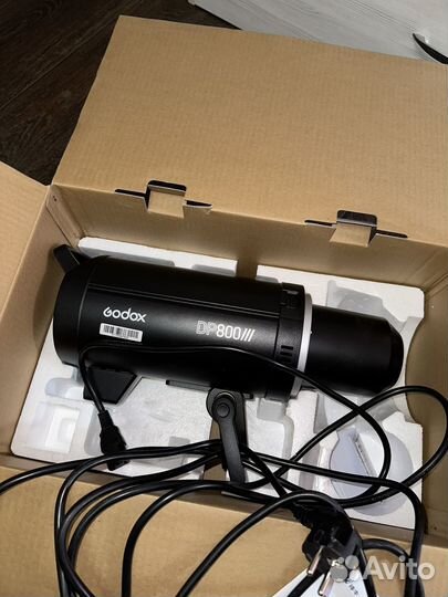 Студийная вспышка godox