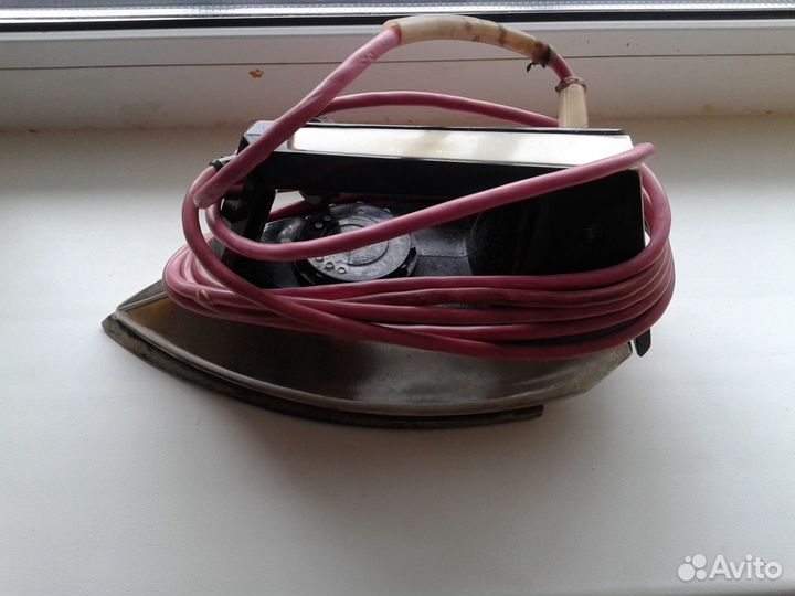 Продам ретро утюг