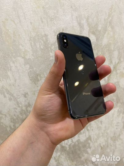 iPhone X, 256 ГБ