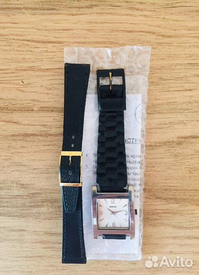 Часы наручные Nokia