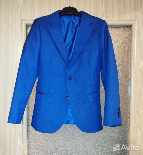 Школьный костюм тройка 122-128