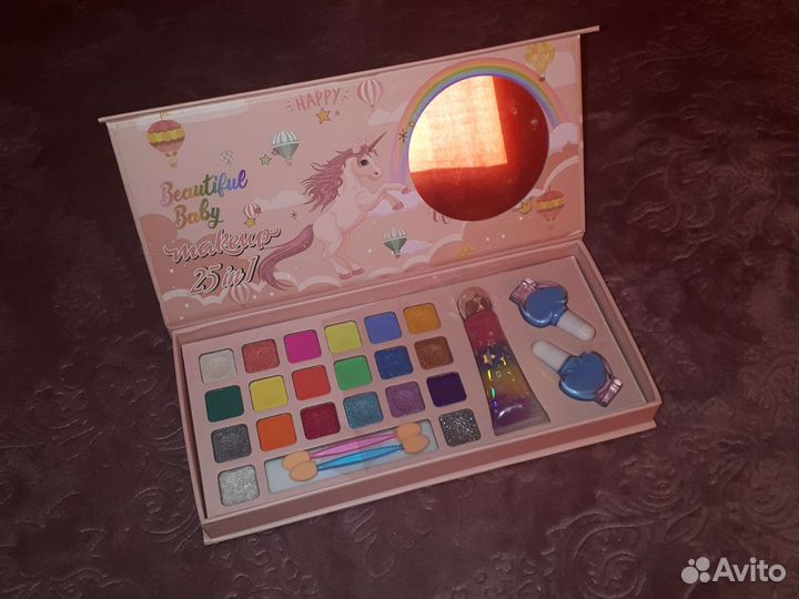 Набор детской косметики новый