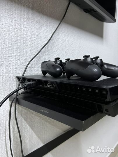 Sony PS4 на 500гб