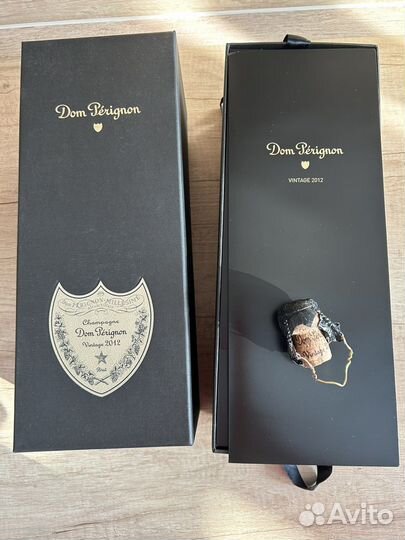 Dom Perignon бутылка с коробкой и пробкой