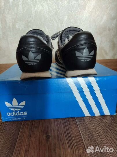 Кроссовки adidas originals