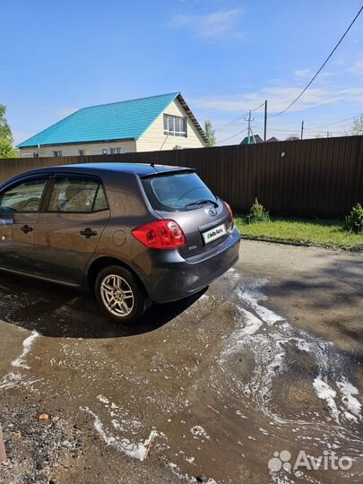 Toyota Auris 1.4 МТ, 2009, 282 287 км