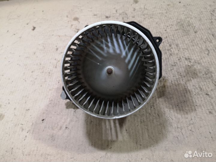 Моторчик печки Citroen C4 VF7uarf