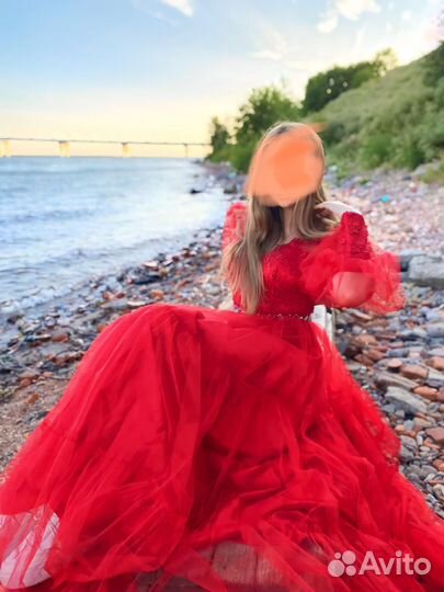 Вечернее платье