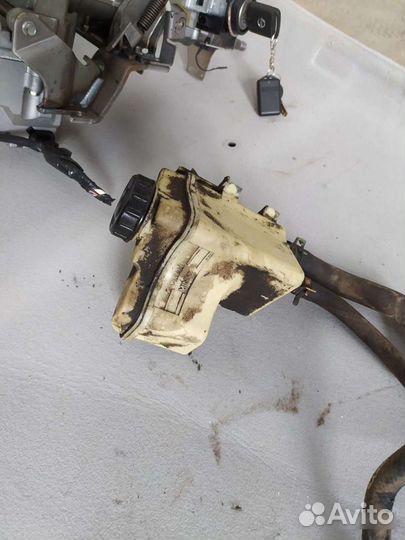 Бочек гур Рено Симбол