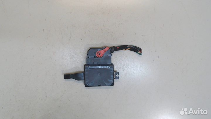 Блок управления стояночным тормозом Jeep Cherokee