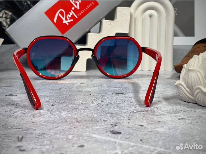 Очки Ray Ban Ferrari красный