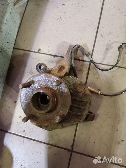 Кулак поворотный Шевроле Лачети