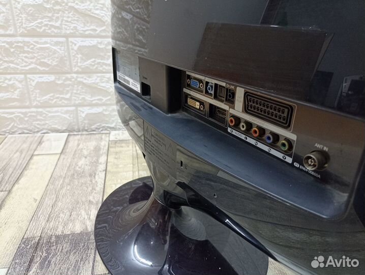 Монитор Samsung 20'' с тв тюнером