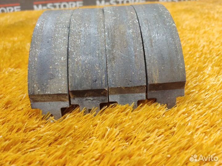 Колодки ручника задние Bmw 7-Series E65 N62B48B