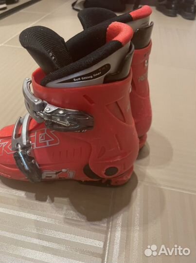 Горнолыжные ботинки детские