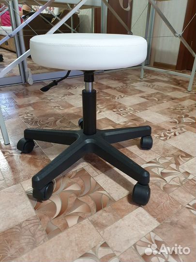 Кушетка и стул