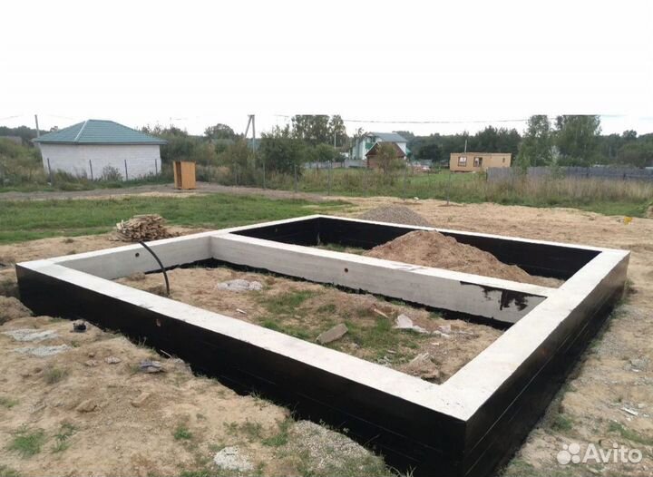 Заливка фундамента, плита, лента