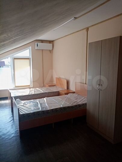 Комната 25 м² в 3-к., 1/2 эт.