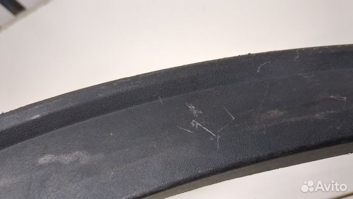 Молдинг крыла правое переднее Ford Escape