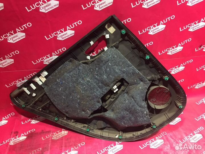 Обшивка двери задняя правая Hyundai Solaris 2