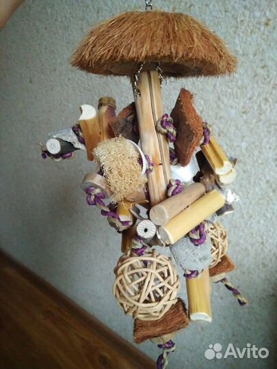 Игрушка погрызушка для попугая