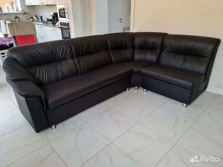 Перетяжка и ремонт мягкой мебели