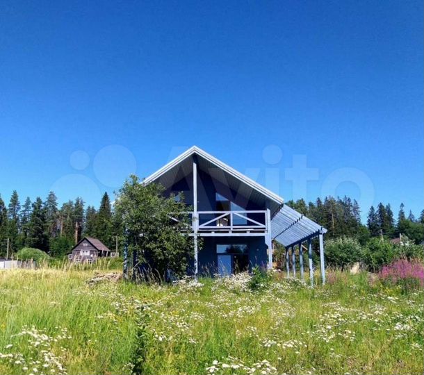 Дом 214,5 м² на участке 10 сот.