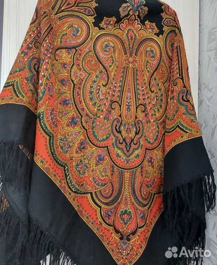 Шерстяной платок шаль