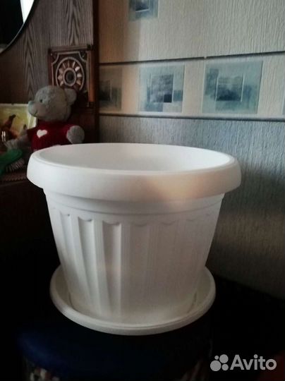 Цветочный горшок большой