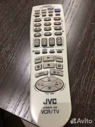 Продаю видеомагнитофон HI-FI JVC HR-J795EE, 6 голо