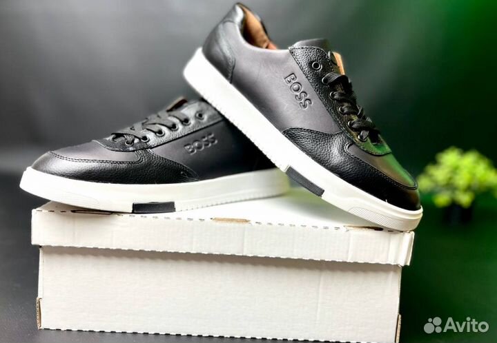 Кроссовки Boss долговечные