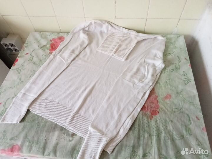 Свитерки водолазки 46 -48